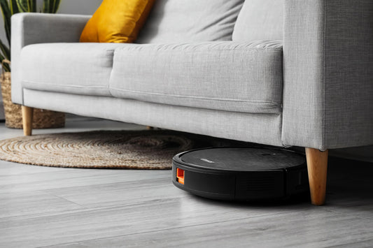 Linsar - Robot Vacuum Cleaner - strong suction, long running time - For carpet, pet hair, hard floors - Robot hoover with charging station, remote control and app (Black)